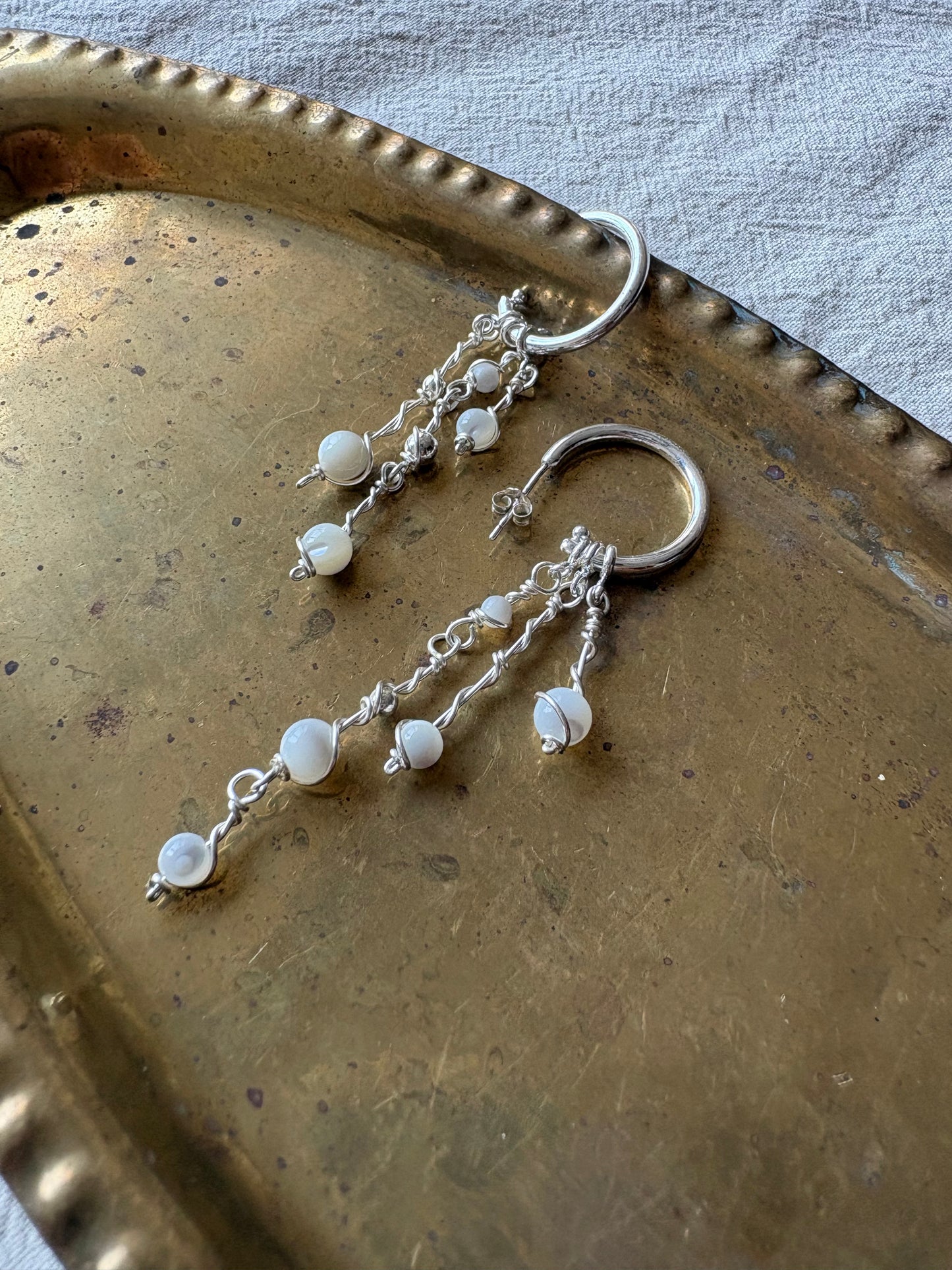 Handmade Earrings - [Moon Bubble] Mother-of-Pearl beads, Silver-plated copper wire wrapped earrings