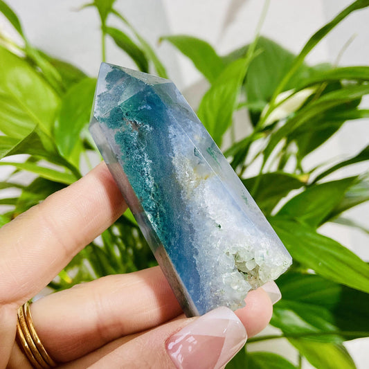 Moss agate point
